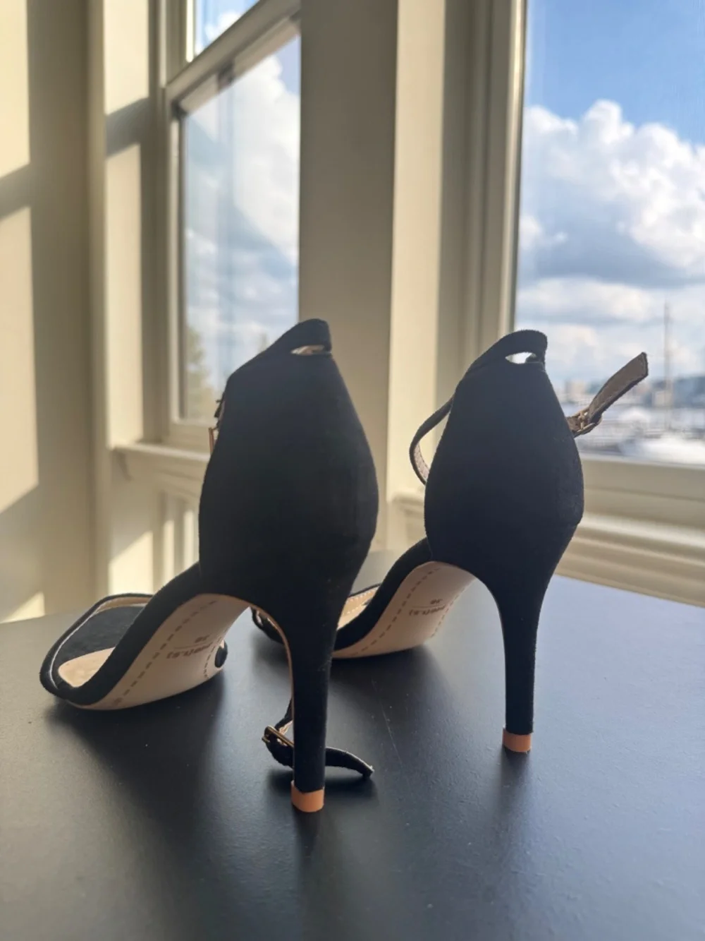 Black Faux Suede Strappy Stiletto Heels Ankle Strap Sandals Size 7.5